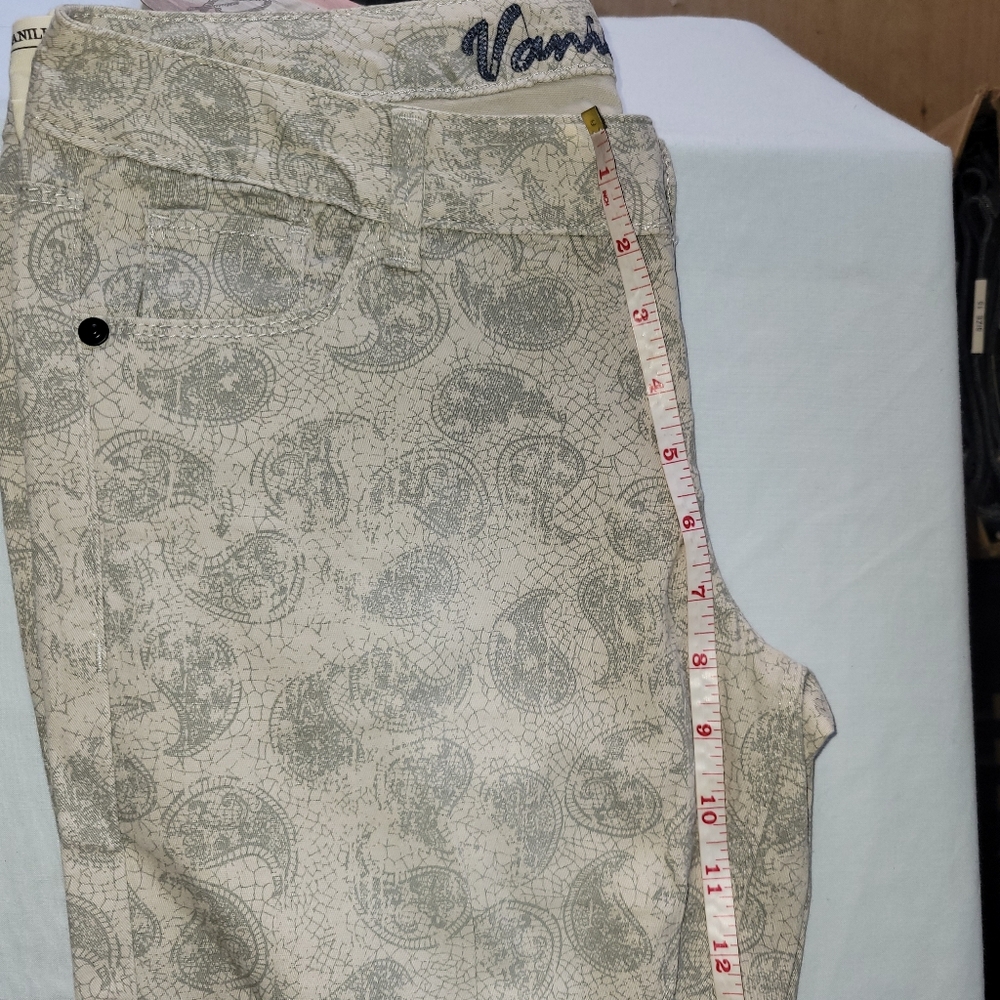 Paisley Patterned Skinny Pants With Stretch Size 11 Junior Fit